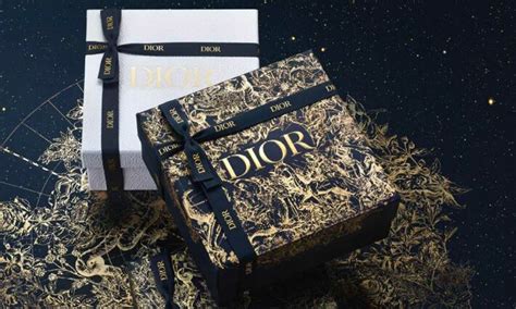 confezione regali trucchi dior|Cofanetti Dior Natale 2022: tutte le idee regalo beauty.